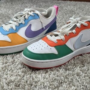 Nike Court Borough Low Multi-Color 7Y Women’s 8.5 Low Top
